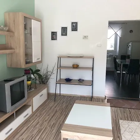 Apartma Mahnic Appartement