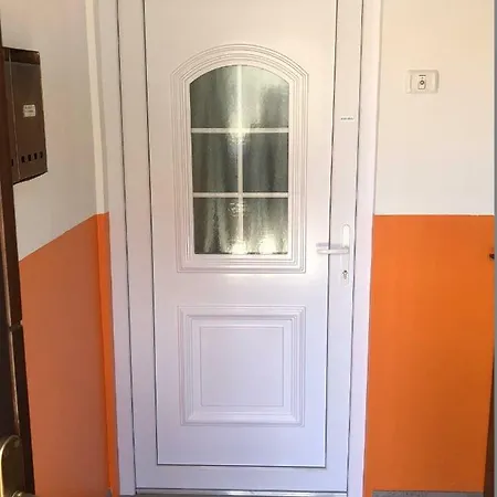 Apartma Mahnic *