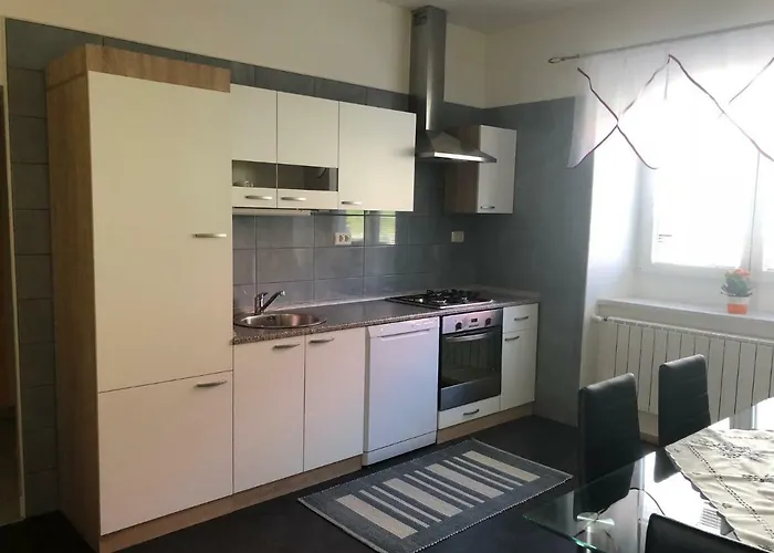 Apartma Mahnic Appartement